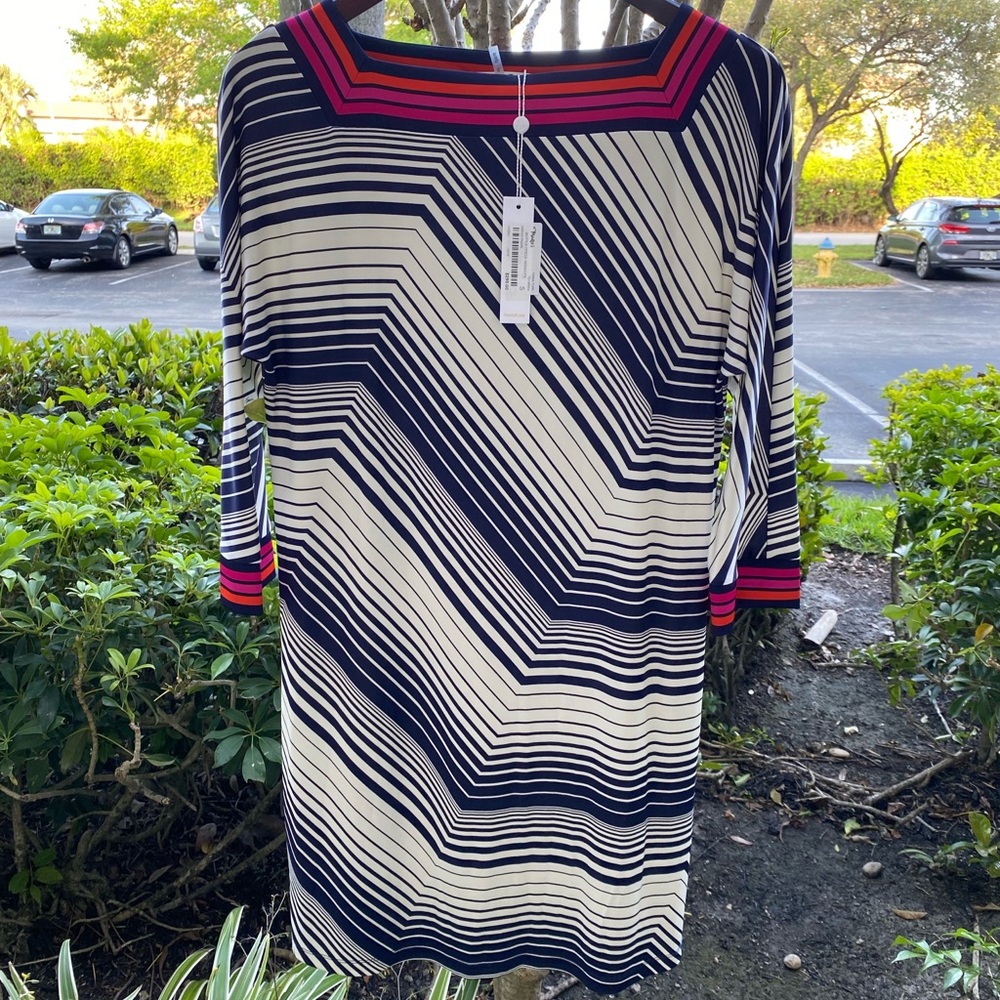 New with tags Trina Turk indigo and pearl Geo bottle square-neck body co… - Picture 14 of 14